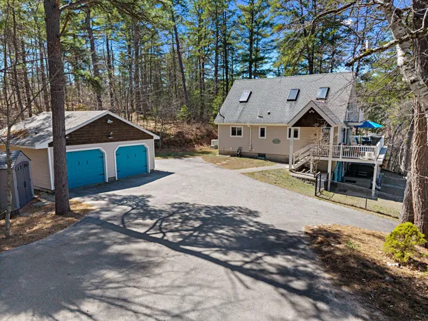 $1,350,000 | 325 Concord Lane, Wakefield, NH 03830