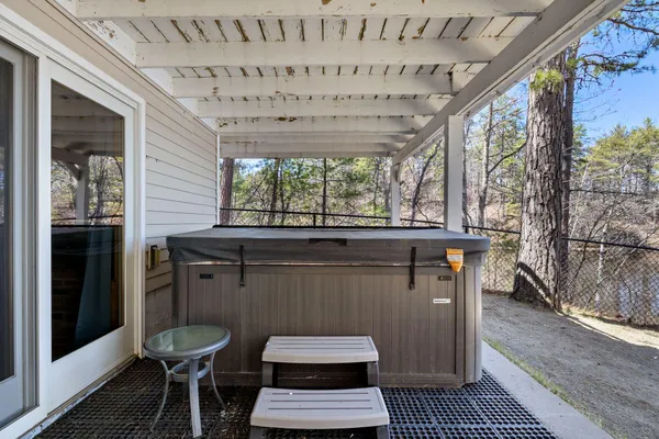 $1,350,000 | 325 Concord Lane, Wakefield, NH 03830