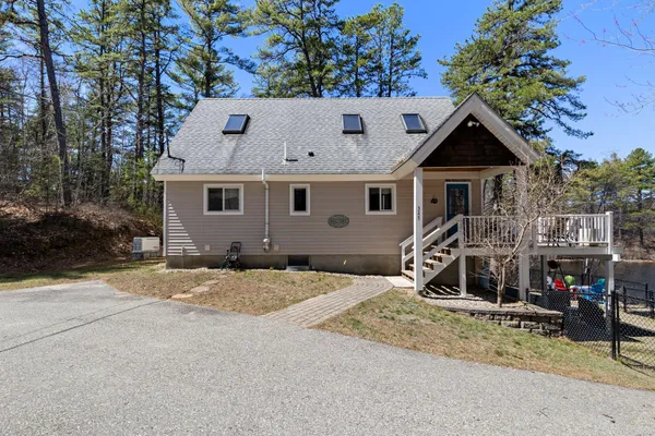 $1,350,000 | 325 Concord Lane, Wakefield, NH 03830