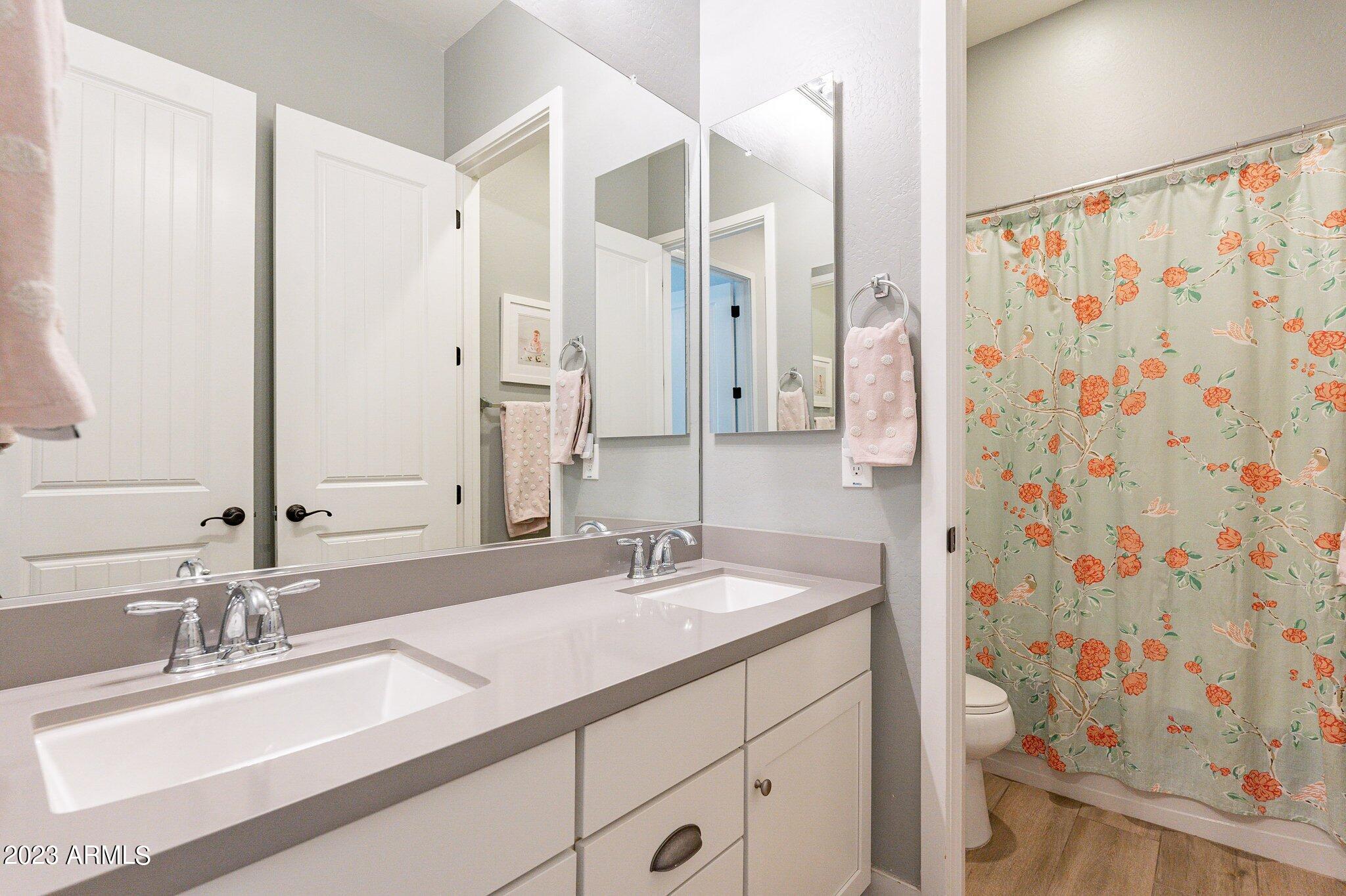 2833 East Appaloosa Road Gilbert, AZ 85296 - Photo 27 of 44 2nd bathroom double sinks