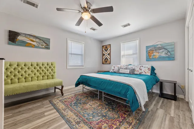 $685,000 | 324 County Road 257, Matagorda, TX 77457