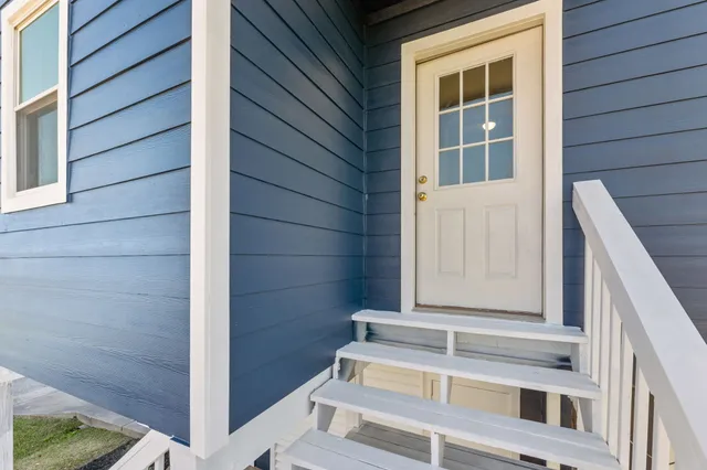 $685,000 | 324 County Road 257, Matagorda, TX 77457