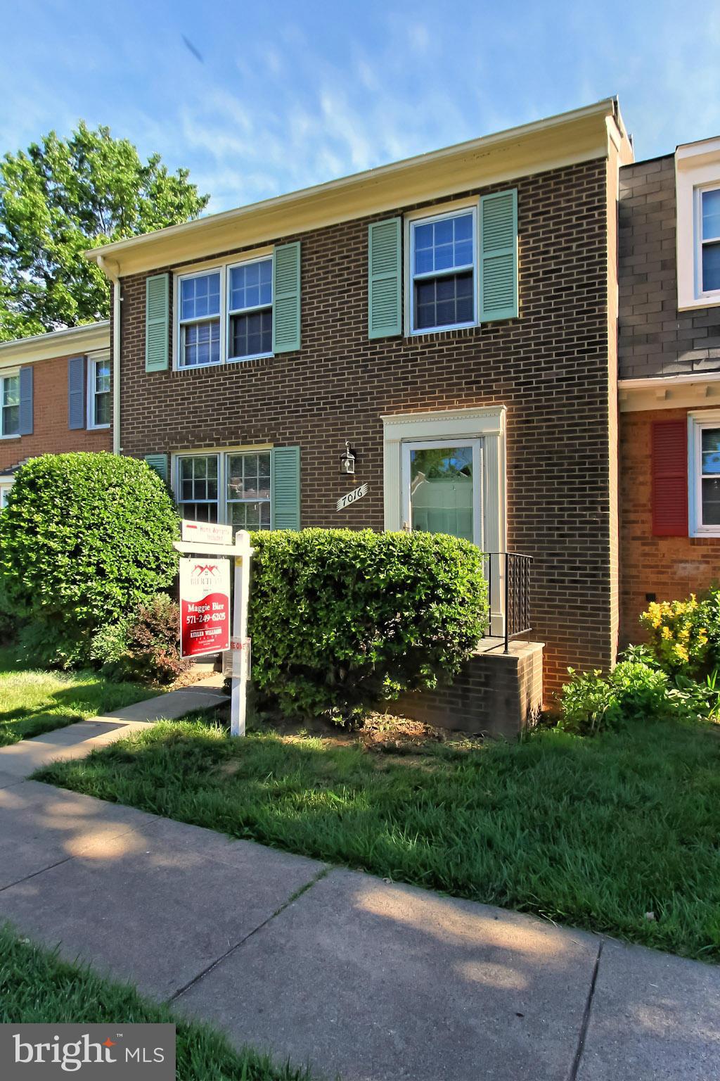 7016 Leestone Street Springfield, VA 22151 - Photo 2 of 30 Exterior (Front)