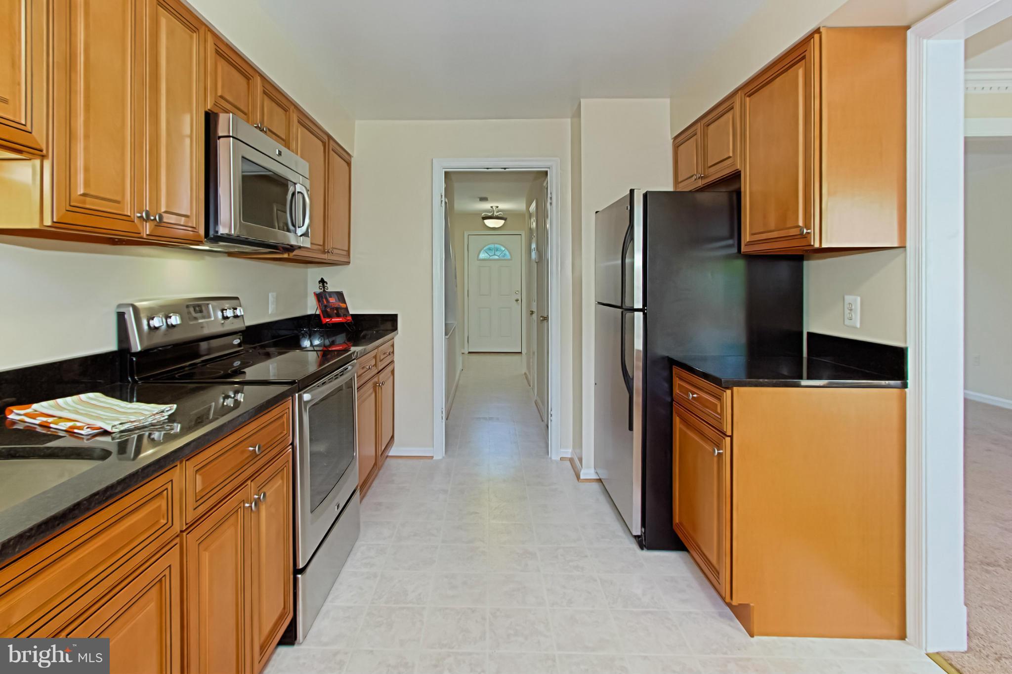 7016 Leestone Street Springfield, VA 22151 - Photo 13 of 30 Kitchen