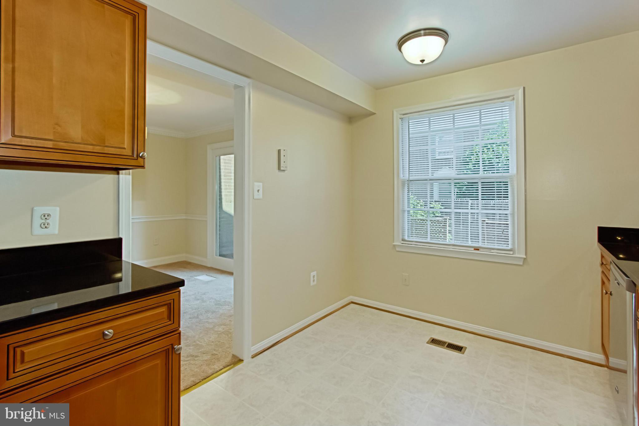 7016 Leestone Street Springfield, VA 22151 - Photo 15 of 30 Kitchen