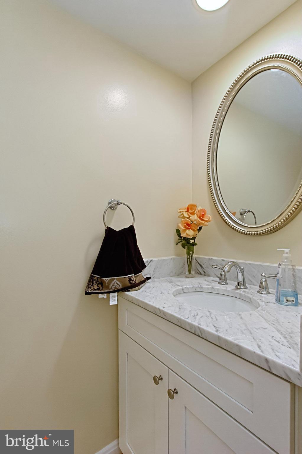 7016 Leestone Street Springfield, VA 22151 - Photo 16 of 30 Powder Room