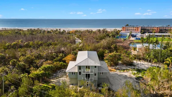 $2,199,000 | 2190 Camino Del Mar, Sanibel, FL 33957