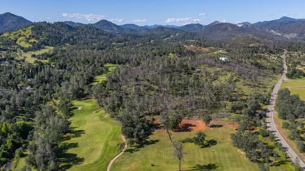 $699,000 | 13342 Old Oregon Trail, Redding, CA 96003