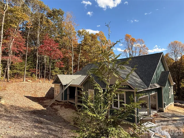 $1,299,000 | 634 Hollybrook Drive, Flat Rock, NC 28731
