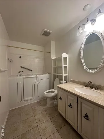 $250,000 | 4359 Blythewood Drive, Florissant, MO 63033