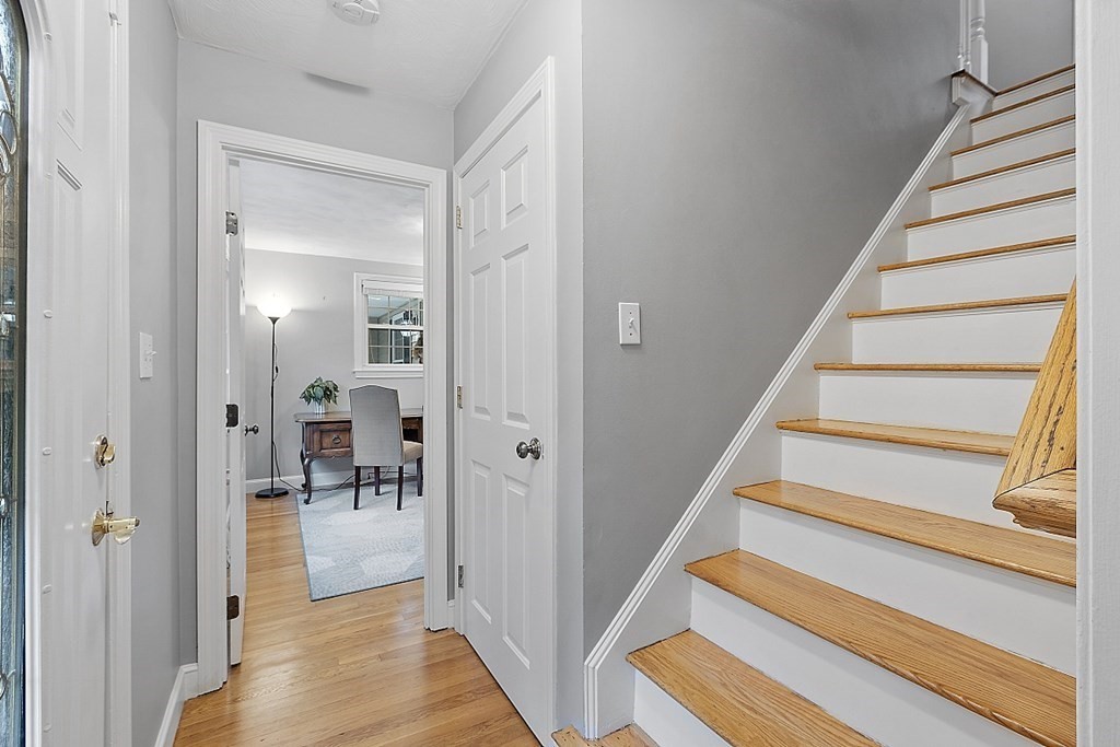 10 Foster Road Tewksbury, MA 01876 - Photo 16 of 42 Gallery Image 16