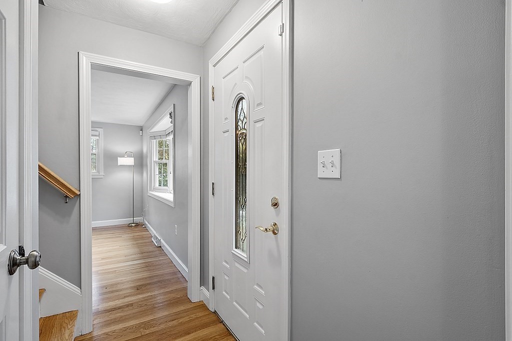 10 Foster Road Tewksbury, MA 01876 - Photo 17 of 42 Gallery Image 17