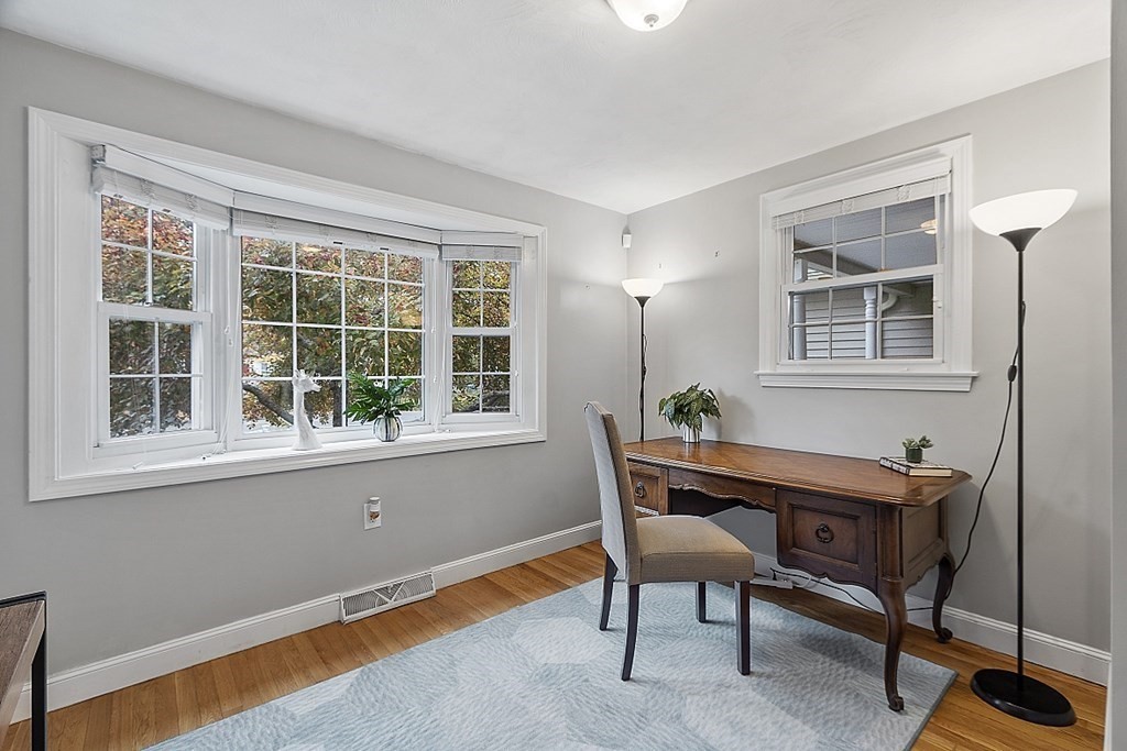 10 Foster Road Tewksbury, MA 01876 - Photo 19 of 42 Gallery Image 19