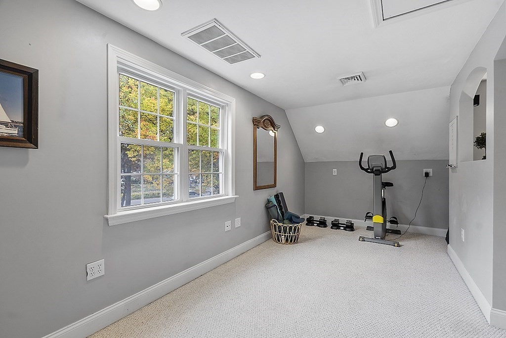 10 Foster Road Tewksbury, MA 01876 - Photo 23 of 42 Gallery Image 23