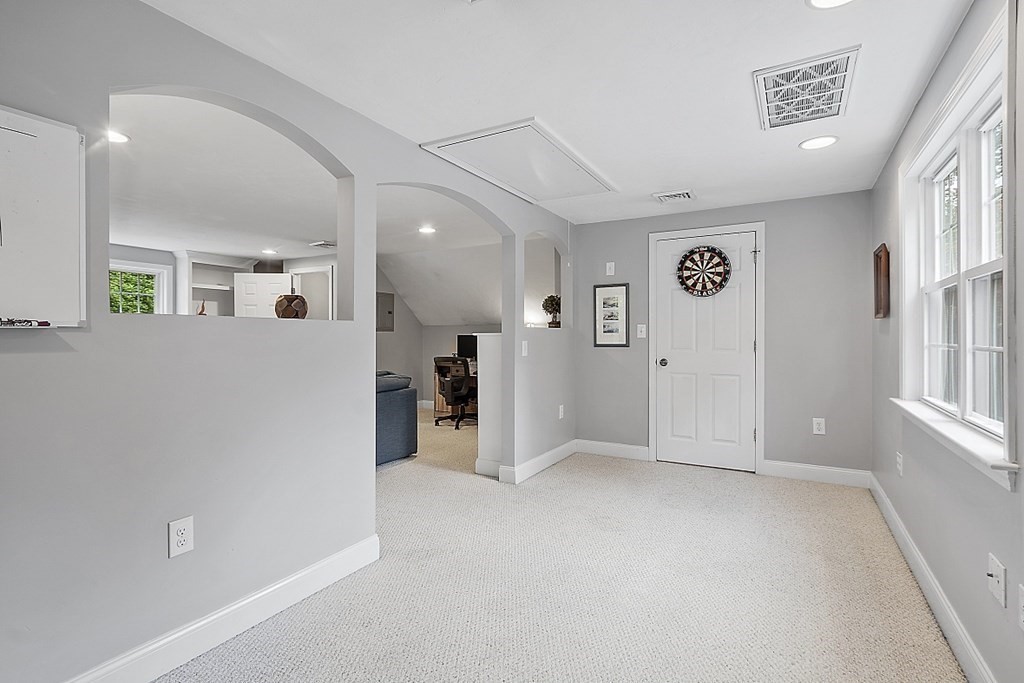 10 Foster Road Tewksbury, MA 01876 - Photo 24 of 42 Gallery Image 24