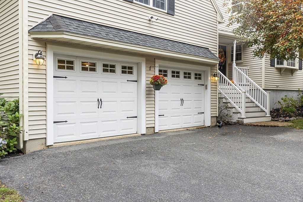 10 Foster Road Tewksbury, MA 01876 - Photo 5 of 42 Gallery Image 5