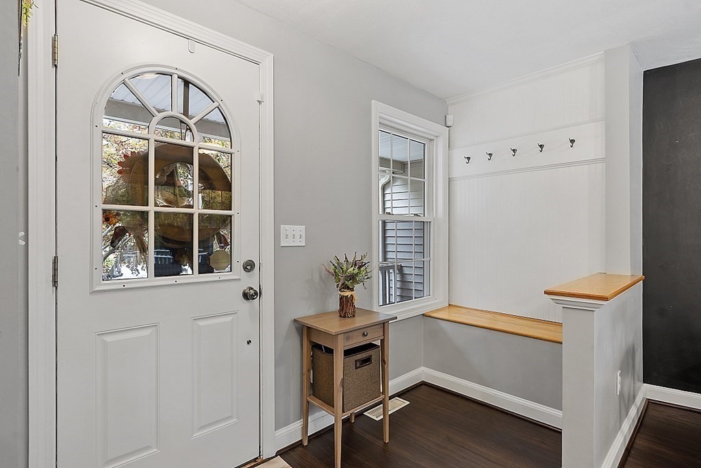 10 Foster Road Tewksbury, MA 01876 - Photo 6 of 42 Gallery Image 6
