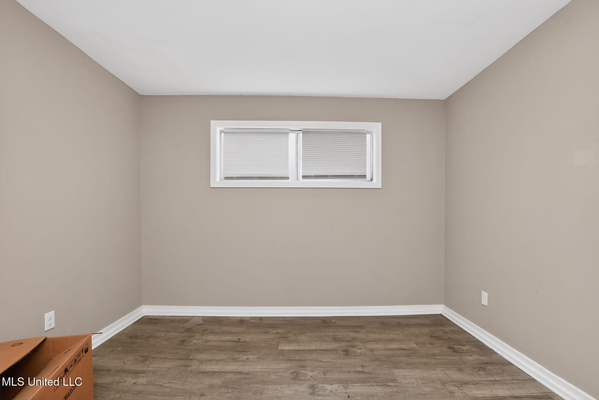 227 Queen Anne Lane Jackson, MS 39209 - Photo 11 of 39 11_227_Queen_Anne_Ln_Jackson_MS_39209-Li