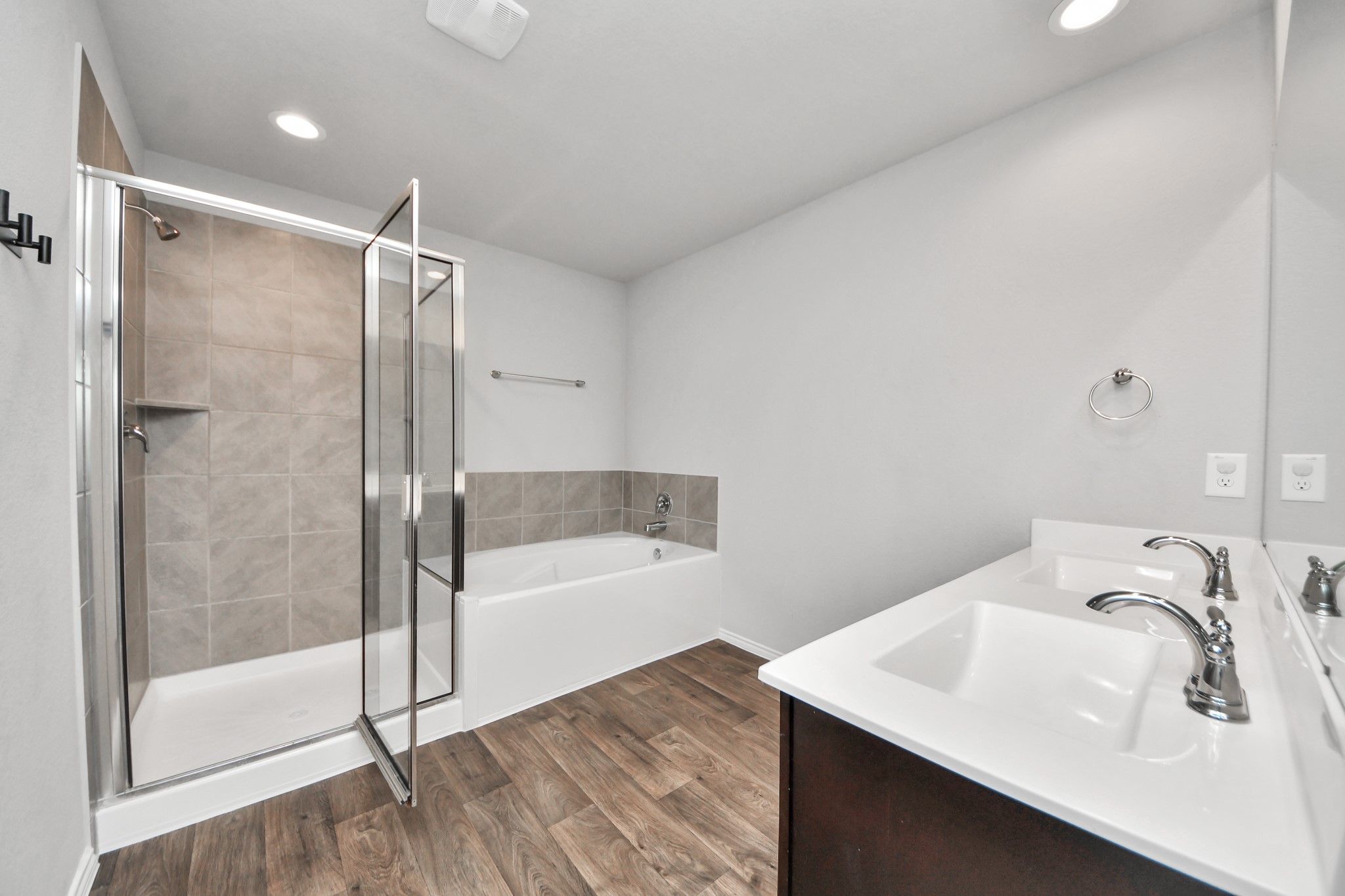 1715 Bear Spring Drive Rosenberg, TX 77469 - Photo 25 of 39 Gallery Image 25