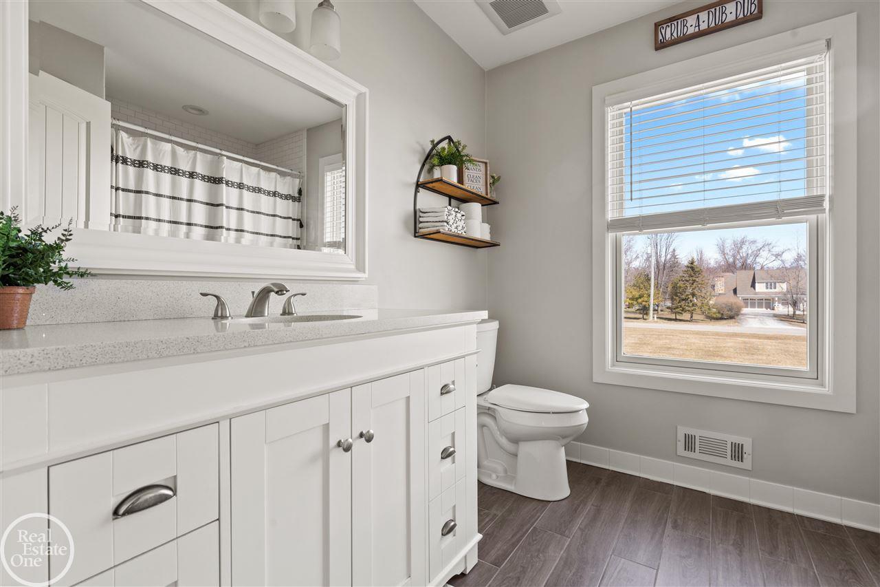 7595 Frith Road Columbus, MI 48063 - Photo 15 of 29 50068688-14.JPG