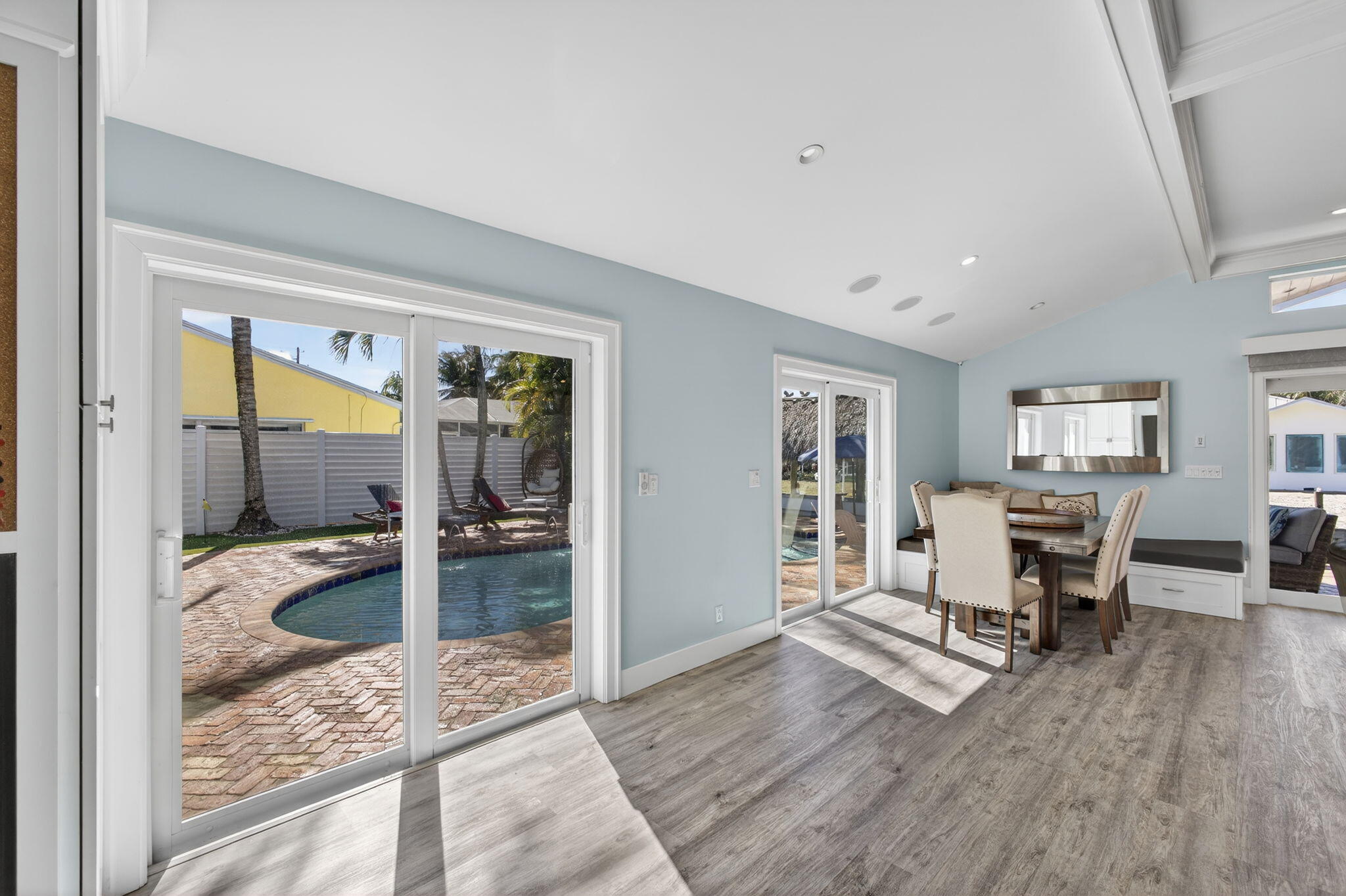 908 Penn Trail Jupiter, FL 33458 - Photo 22 of 67 Living