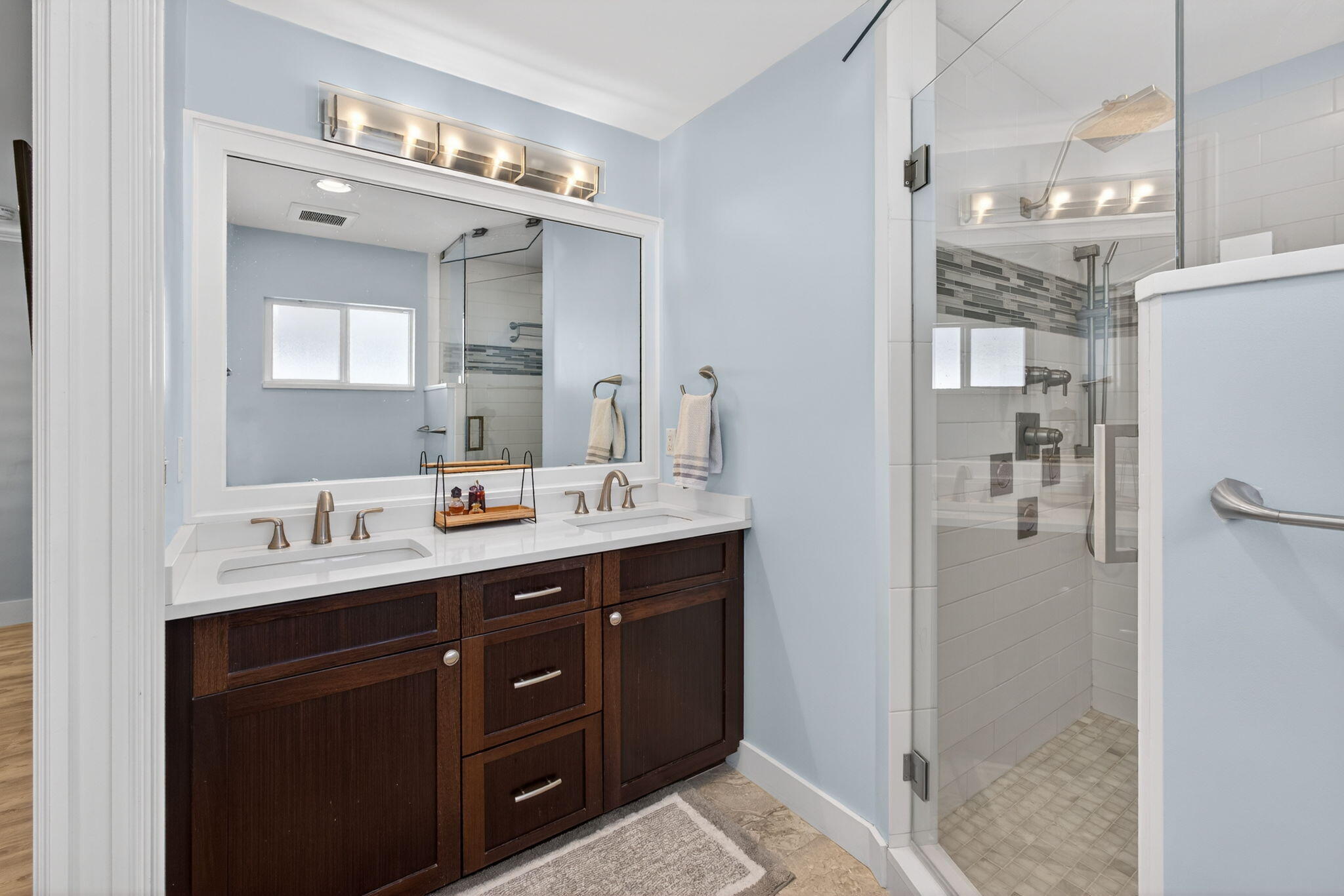 908 Penn Trail Jupiter, FL 33458 - Photo 26 of 67 Main Bathroom