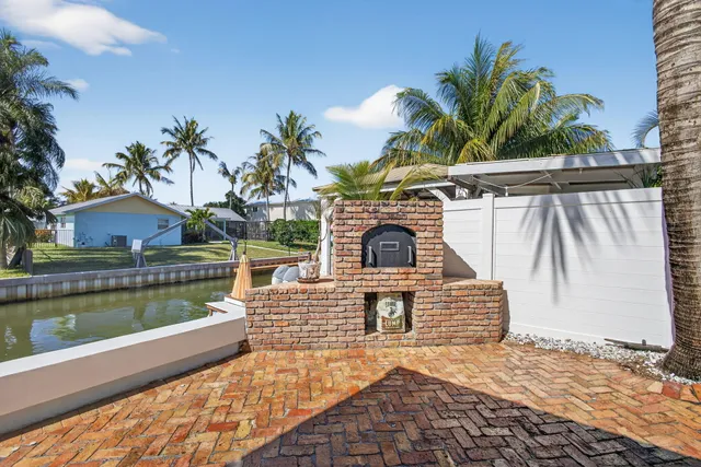 $2,400,000 | 908 Penn Trail, Jupiter, FL 33458