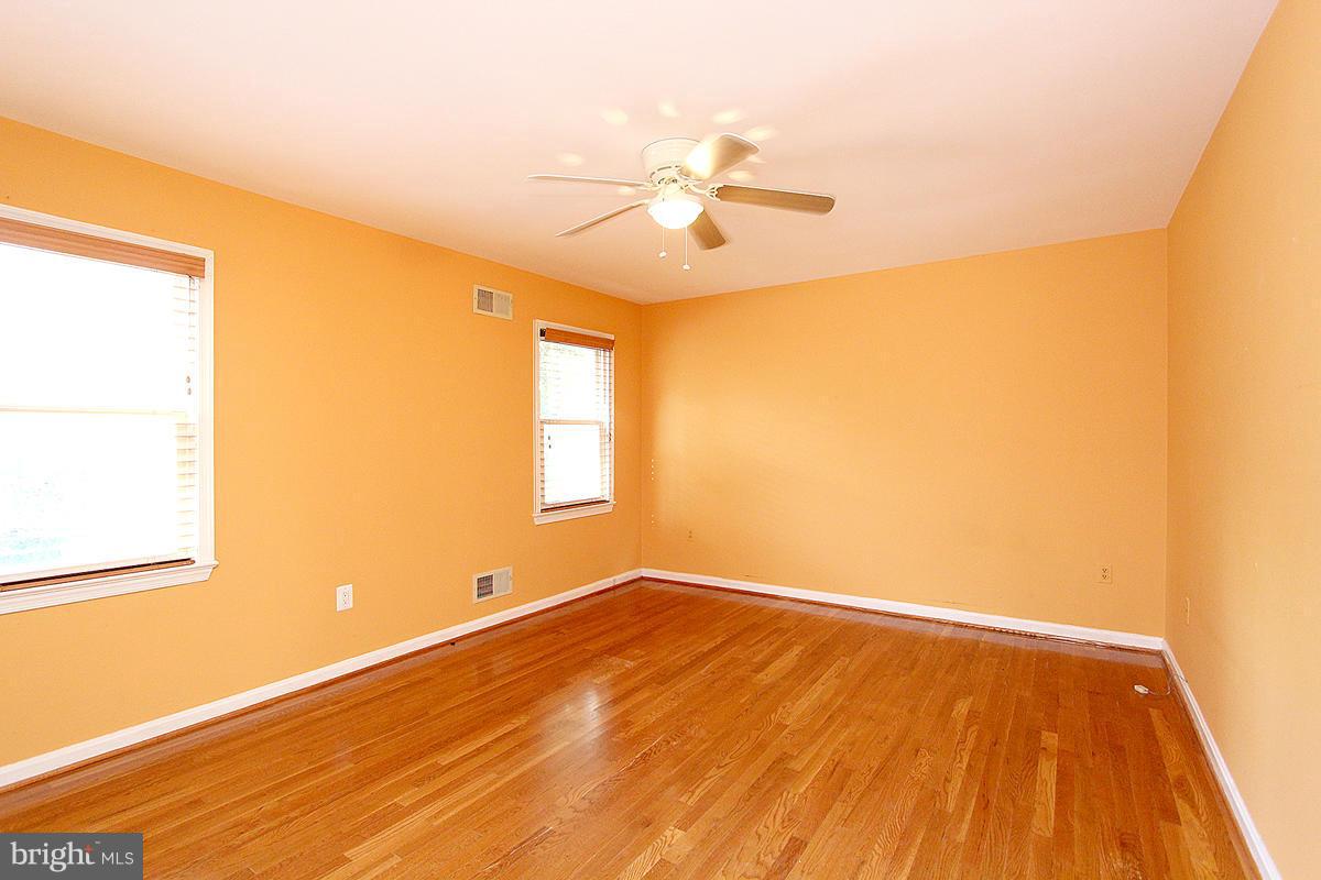 13604 Middlevale Lane Silver Spring, MD 20906 - Photo 20 of 30 Bedroom (Master)