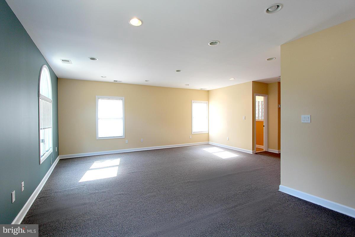 13604 Middlevale Lane Silver Spring, MD 20906 - Photo 23 of 30 Family Room