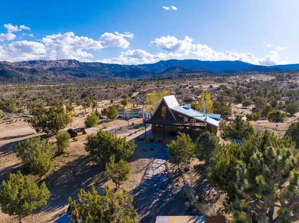 $990,000 | 1102 Burlington Road, Pioneertown, CA 92268