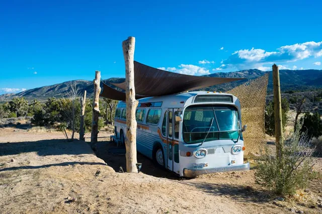 $990,000 | 1102 Burlington Road, Pioneertown, CA 92268