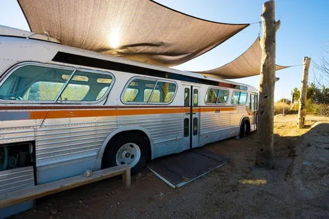 $990,000 | 1102 Burlington Road, Pioneertown, CA 92268