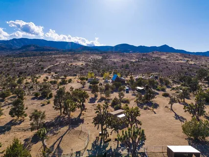 $990,000 | 1102 Burlington Road, Pioneertown, CA 92268
