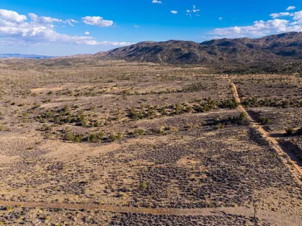 $990,000 | 1102 Burlington Road, Pioneertown, CA 92268