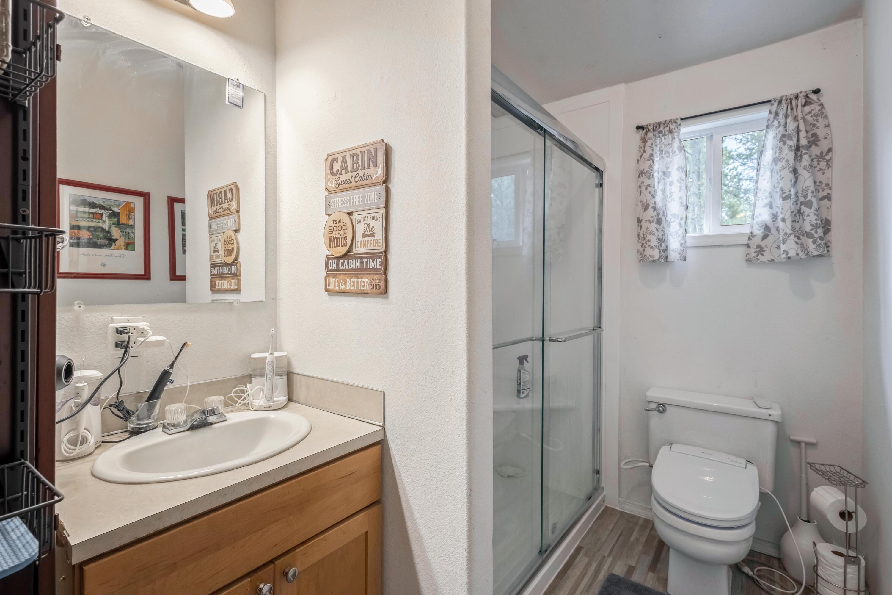 15530 Rim Drive La Pine, OR 97739 - Photo 6 of 15 6 - 09