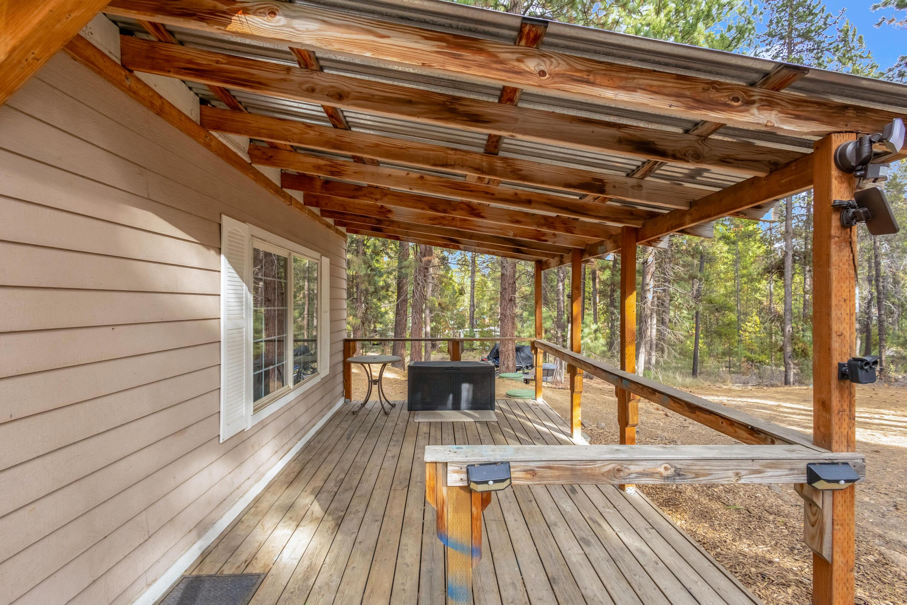 15530 Rim Drive La Pine, OR 97739 - Photo 10 of 15 10 - 14