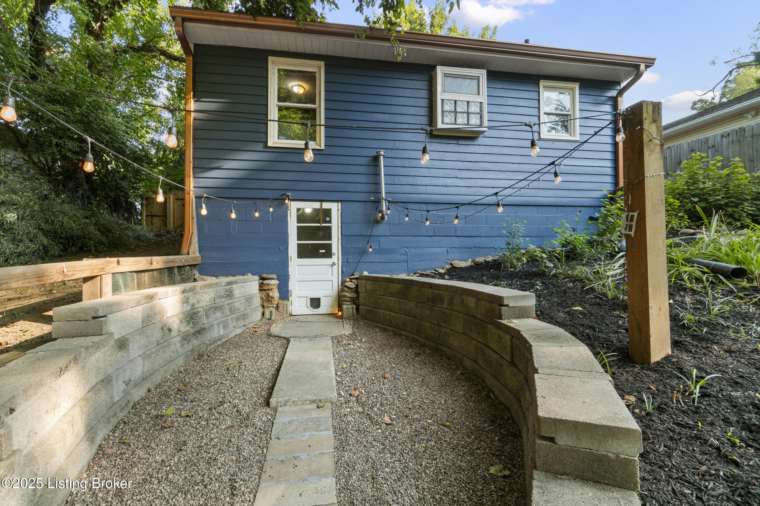3031 University Road Louisville, KY 40206 - Photo 32 of 49 dsc03643