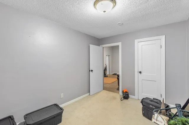 $180,000 | 125 Kenwood Avenue, Elkhart, IN 46516