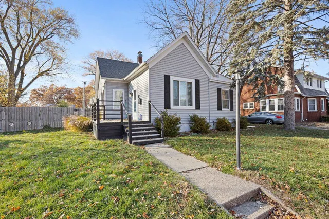 $180,000 | 125 Kenwood Avenue, Elkhart, IN 46516