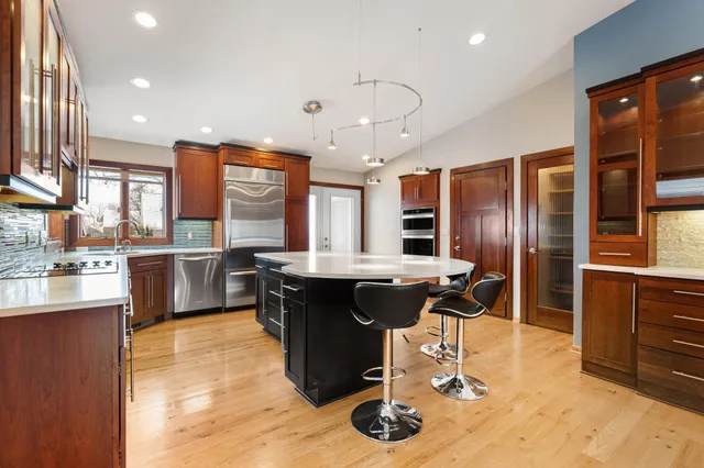 $329,900 | 400 Oakland Place Northeast, Unit 9, Austin, MN 55912