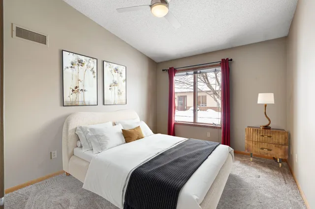 $329,900 | 400 Oakland Place Northeast, Unit 9, Austin, MN 55912