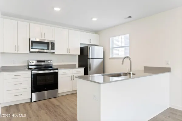 $1,500 | 710 Taylor Street, Unit B, Wilmington, NC 28401