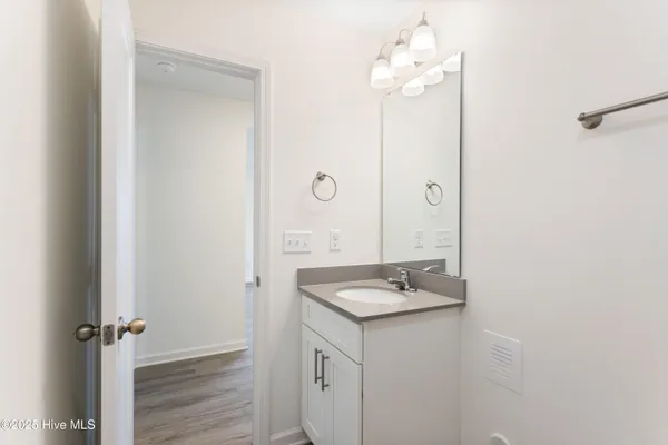 $1,500 | 710 Taylor Street, Unit B, Wilmington, NC 28401