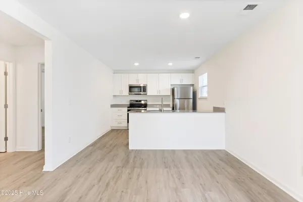 $1,500 | 710 Taylor Street, Unit B, Wilmington, NC 28401