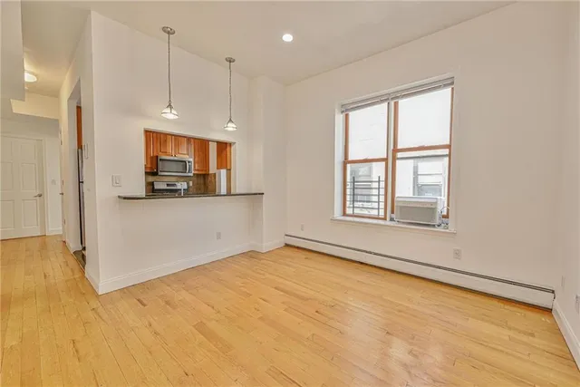 $799,999 | 145 Prospect Park West, Unit 4D | Park Slope
