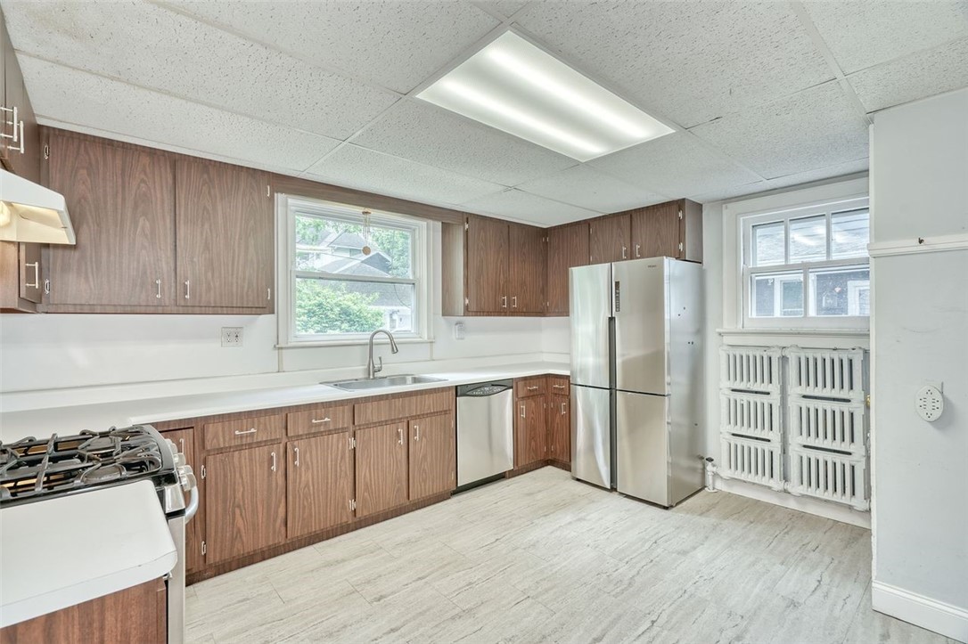 153 Seneca Parkway Rochester, NY 14613 - Photo 22 of 47