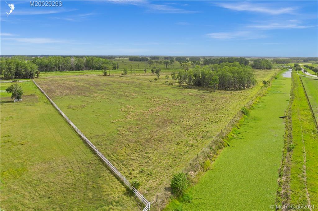 1901 Southwest Trailside Run Stuart, FL 34997 - Photo 1 of 1 Gallery Image 1