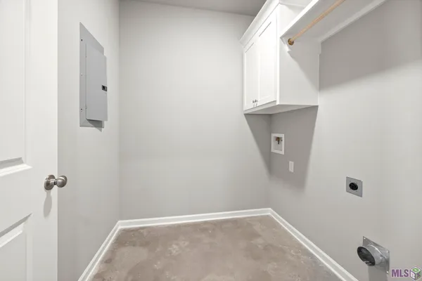 $1,750 | 18627 Greenwell Springs Road, Unit 2B, Central, LA 70739