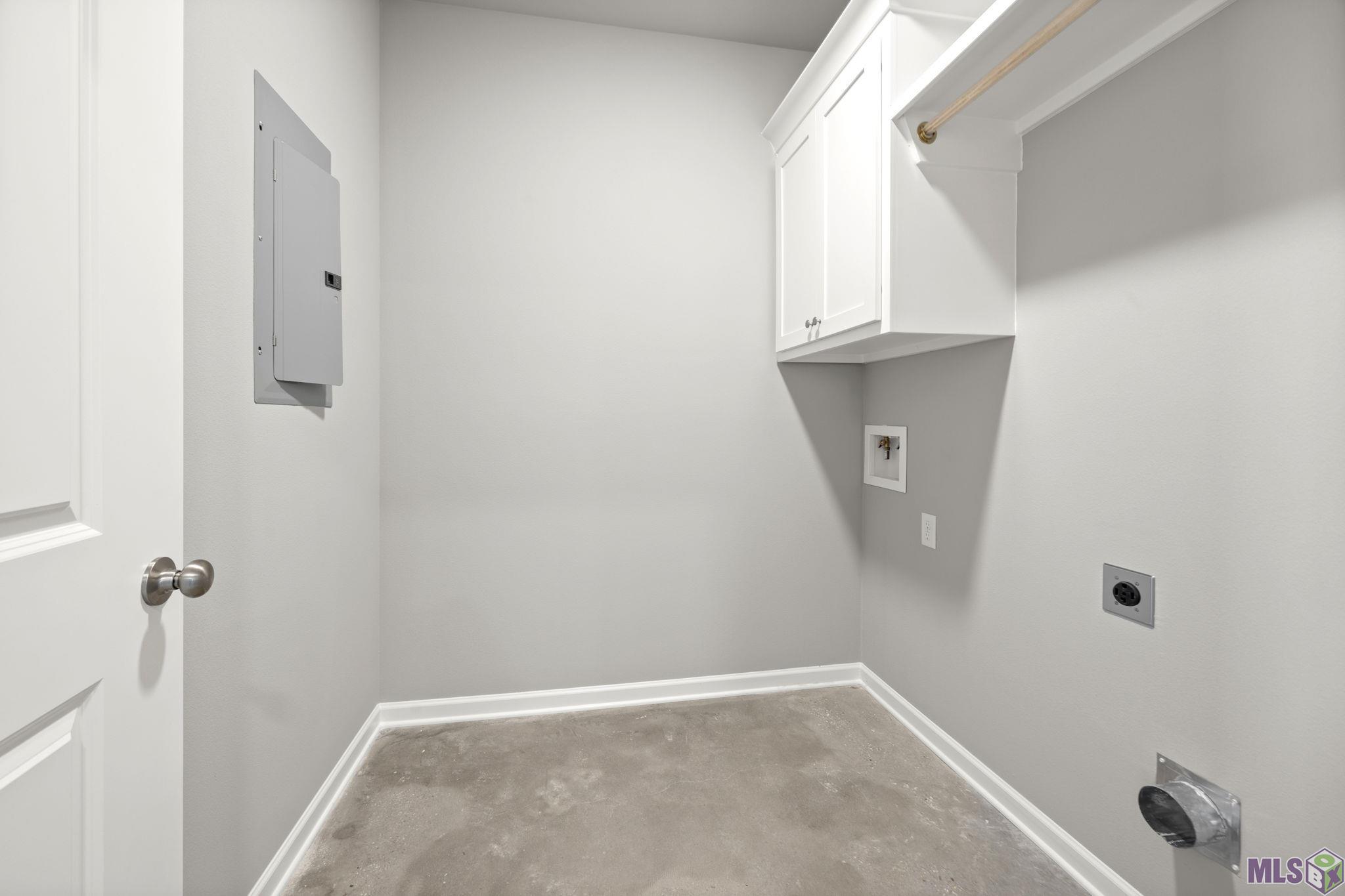 18627 Greenwell Springs Road, Unit 2B Central, LA 70739 - Photo 19 of 32