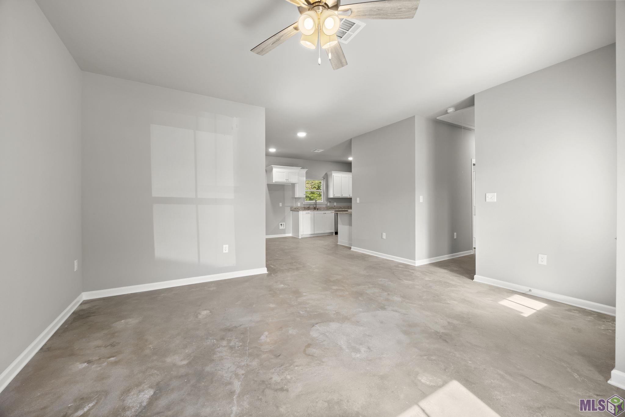 18627 Greenwell Springs Road, Unit 2B Central, LA 70739 - Photo 23 of 32